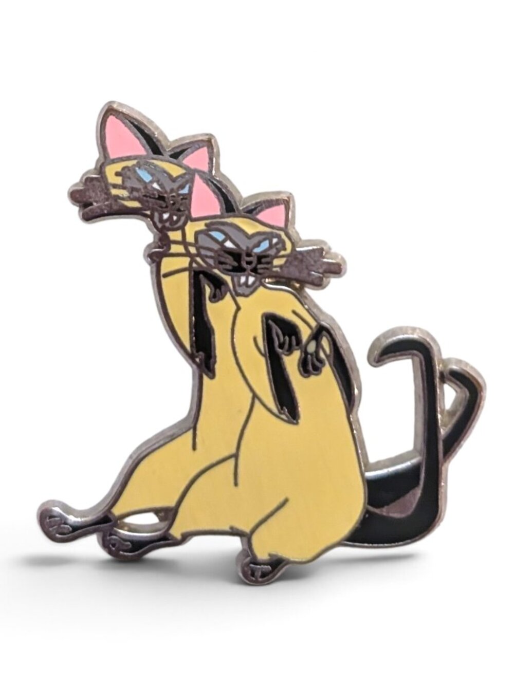 Lady and the Tramp Disney Pin: Si and Am Cats